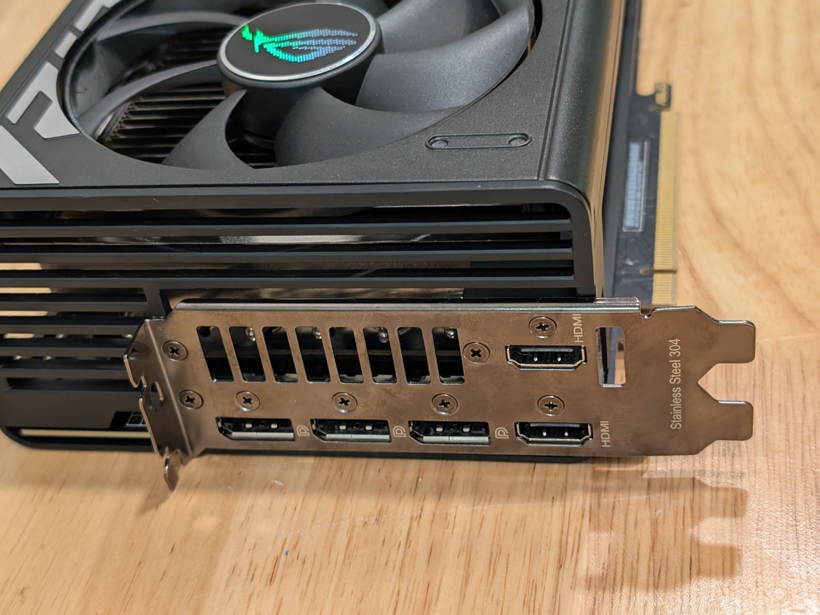 BH MENAWARKAN Kartu Grafis ASU - Rtx 4090 24Gb Graphics Card ulasan dan harga